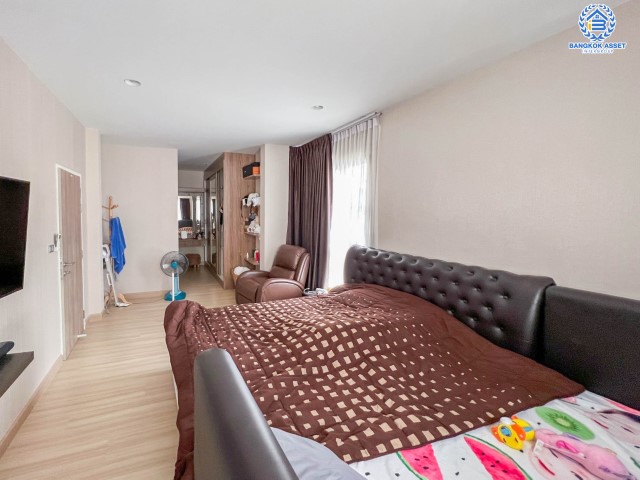 *****บ้านเดี่ยวมือสองย่านนนทบุรี ม.เพอร์เฟคเพลส รัตนาธิเบศร์ เฟส3 หลังมุม! เนื้อที่มากถึง 58.20 ตร.ว. ฟังก์ชัน 3 ห้องนอน 3 ห้องน้ำ 2 ที่จอดรถ สภาพบ้านสวย ตกแต่งใหม่พร้อมอยู่ บนทำเลดี การเดินทางสะดวกสบ่ย ใกล้เซ็นทรัลรัตนาธิเบศร์, ทางด่วน "งามวงศ์วาน" และรถไฟฟ้าสายสีม่วง "สถานีไทรม้า"